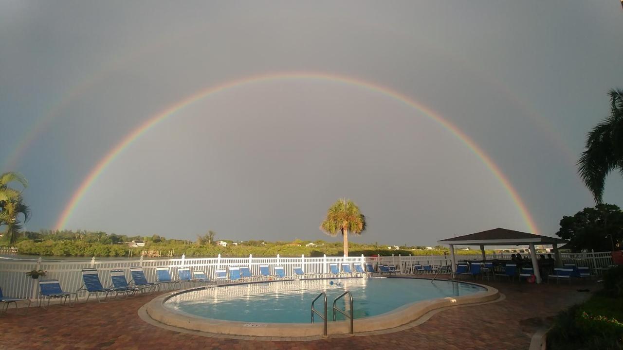 Bayshore Yatch Tennis Condo 2Br 3 Beds, Walking Distance To Beautiful Quite Beach Clearwater Beach Exterior photo